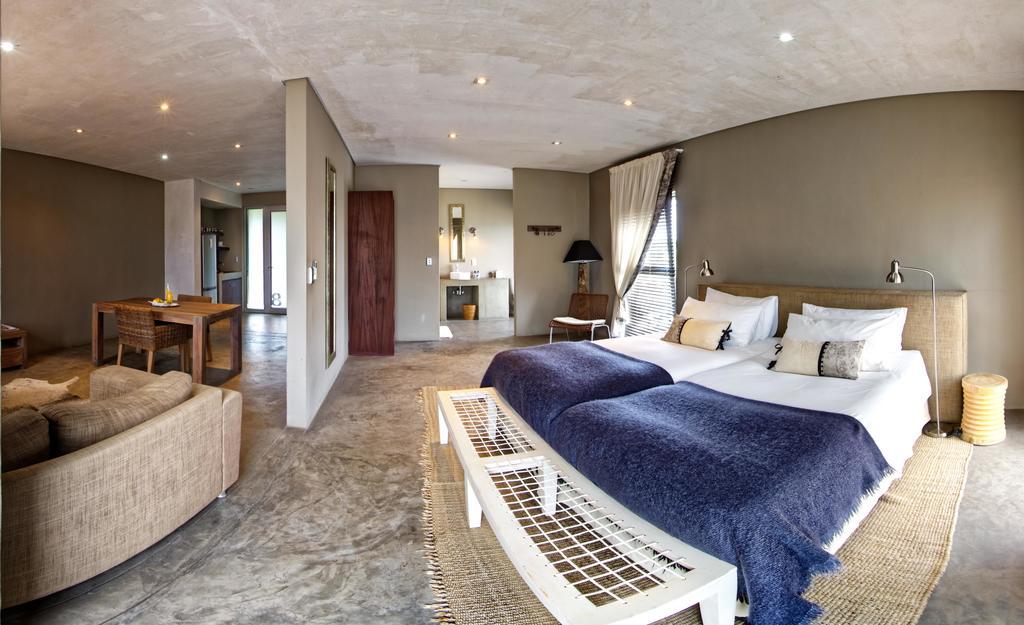 The Village Courtyard Suites & Executive Apartment Windhoek Exterior foto